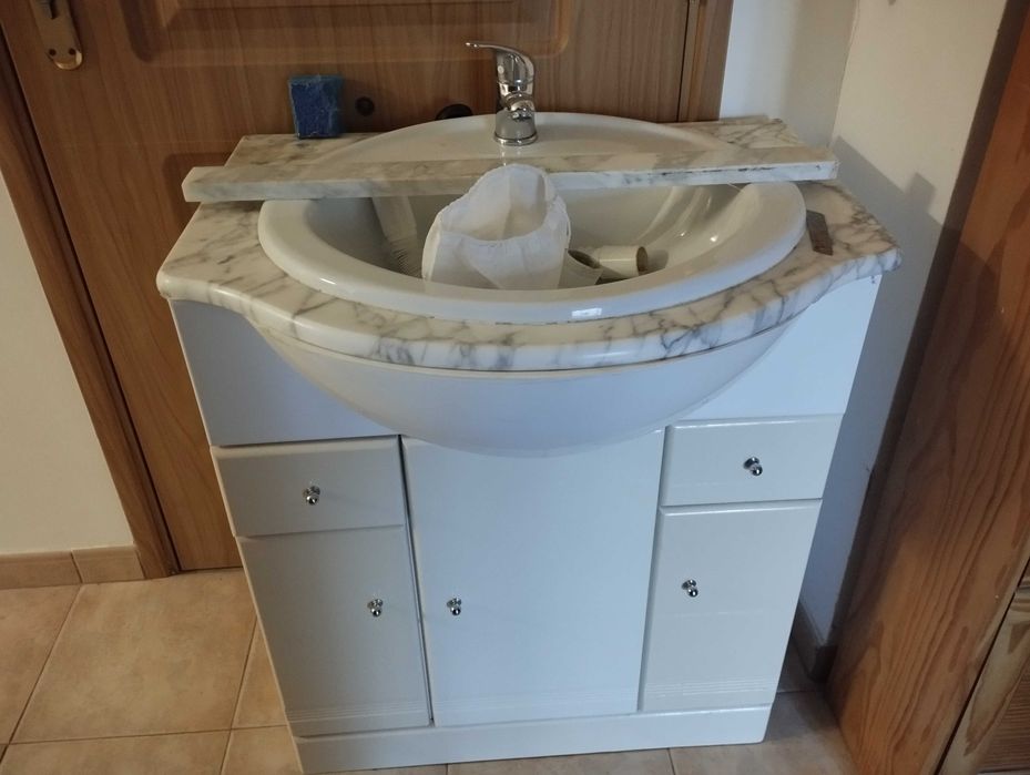 Móvel casa de banho