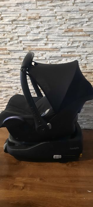 Nosidełko Maxi Cosi z bazą izofiks