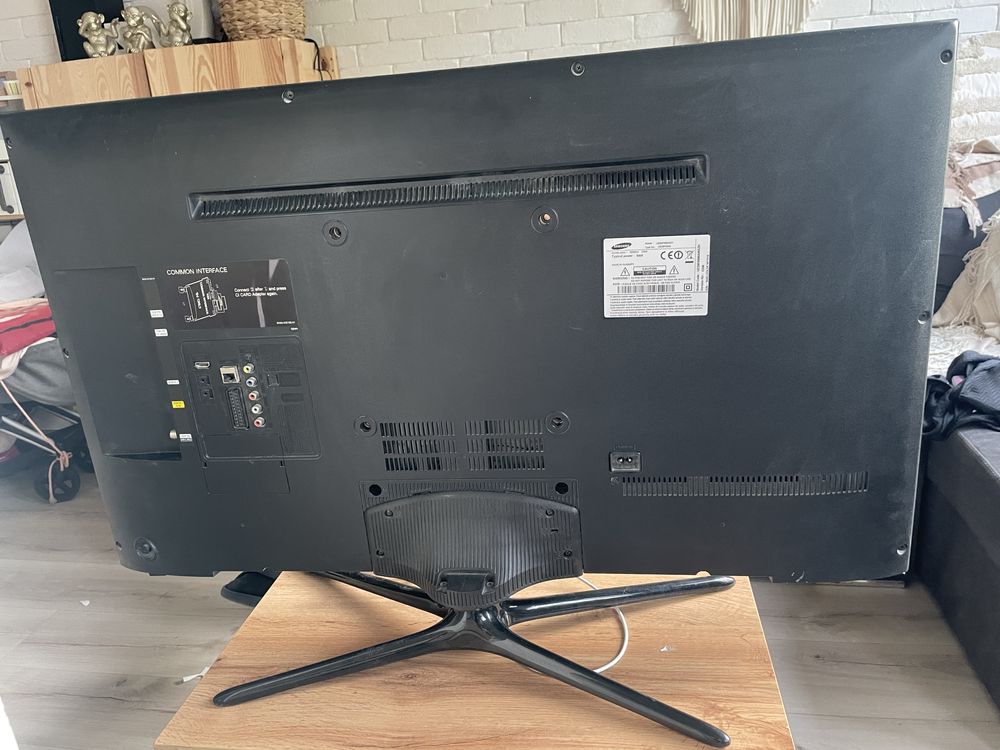 Telewizor samsung ue39f5500aw 39”