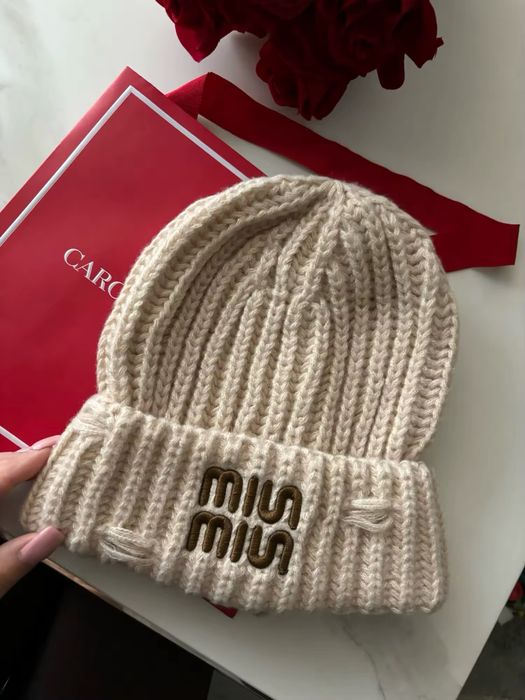 Нова жіноча шапка MIU MIU