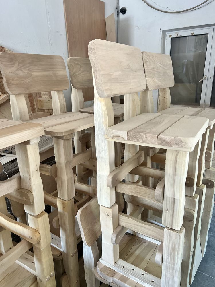 Meble ogrodowe stół ławki i krzesła