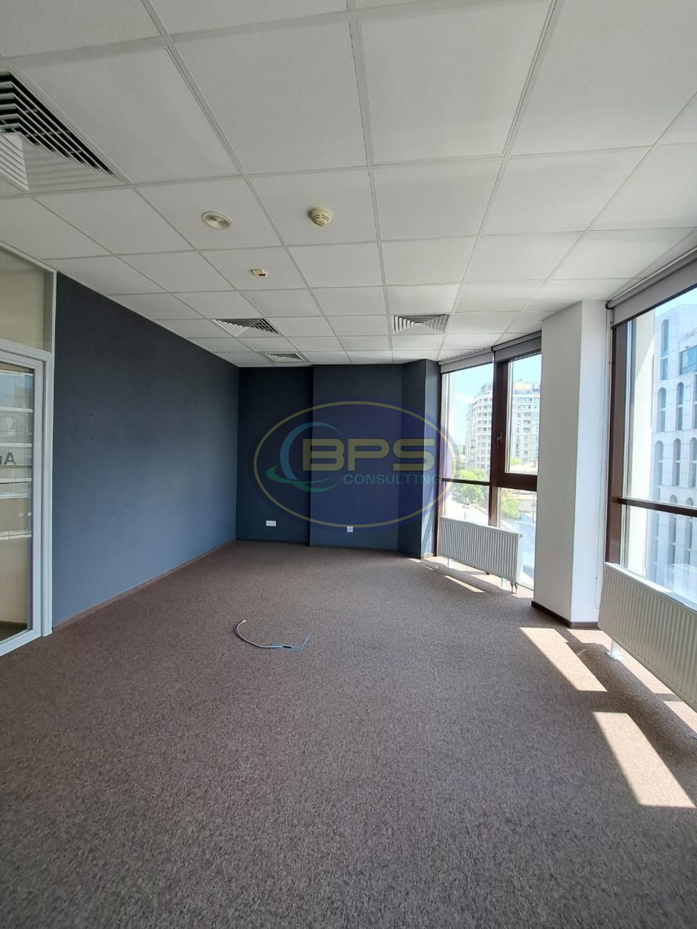 Преміальне офісне приміщення в центрі — 500 м²