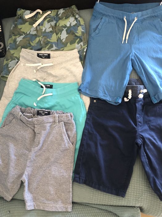 Conjunto de várias peças rapaz