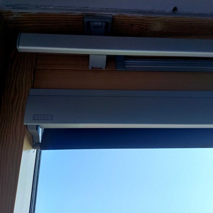 Rolety do okien dachowych 78x140 Velux granatowe