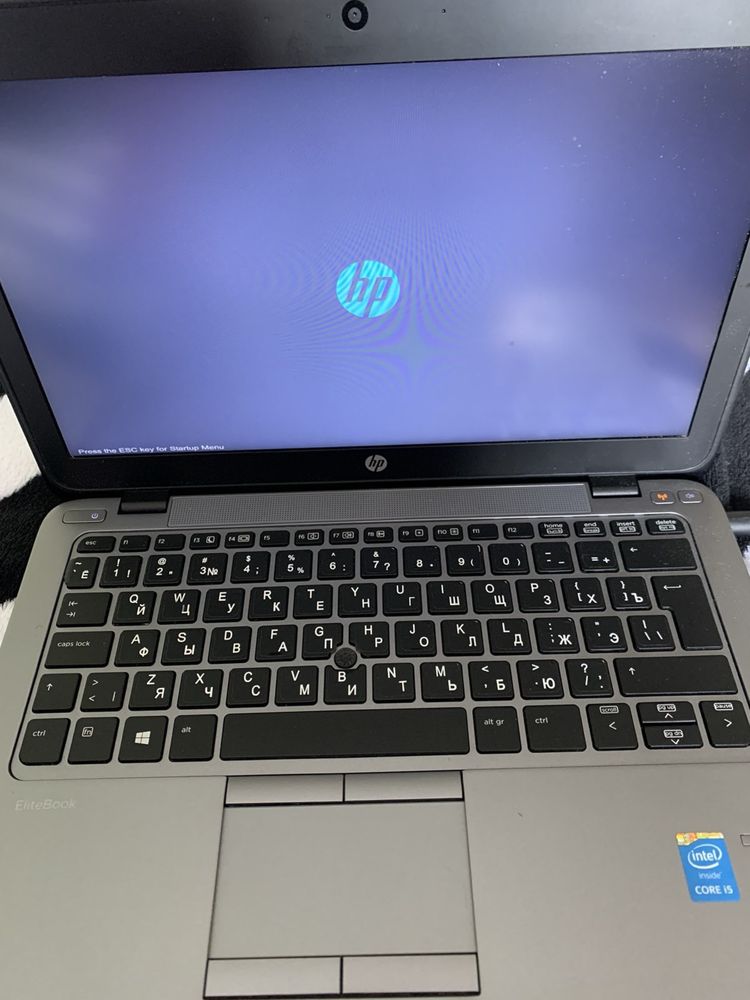 Ноутбук HP EliteBook 820