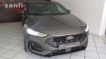 Ford Focus 1.0 EcoBoost Hybrid ST-LINE
