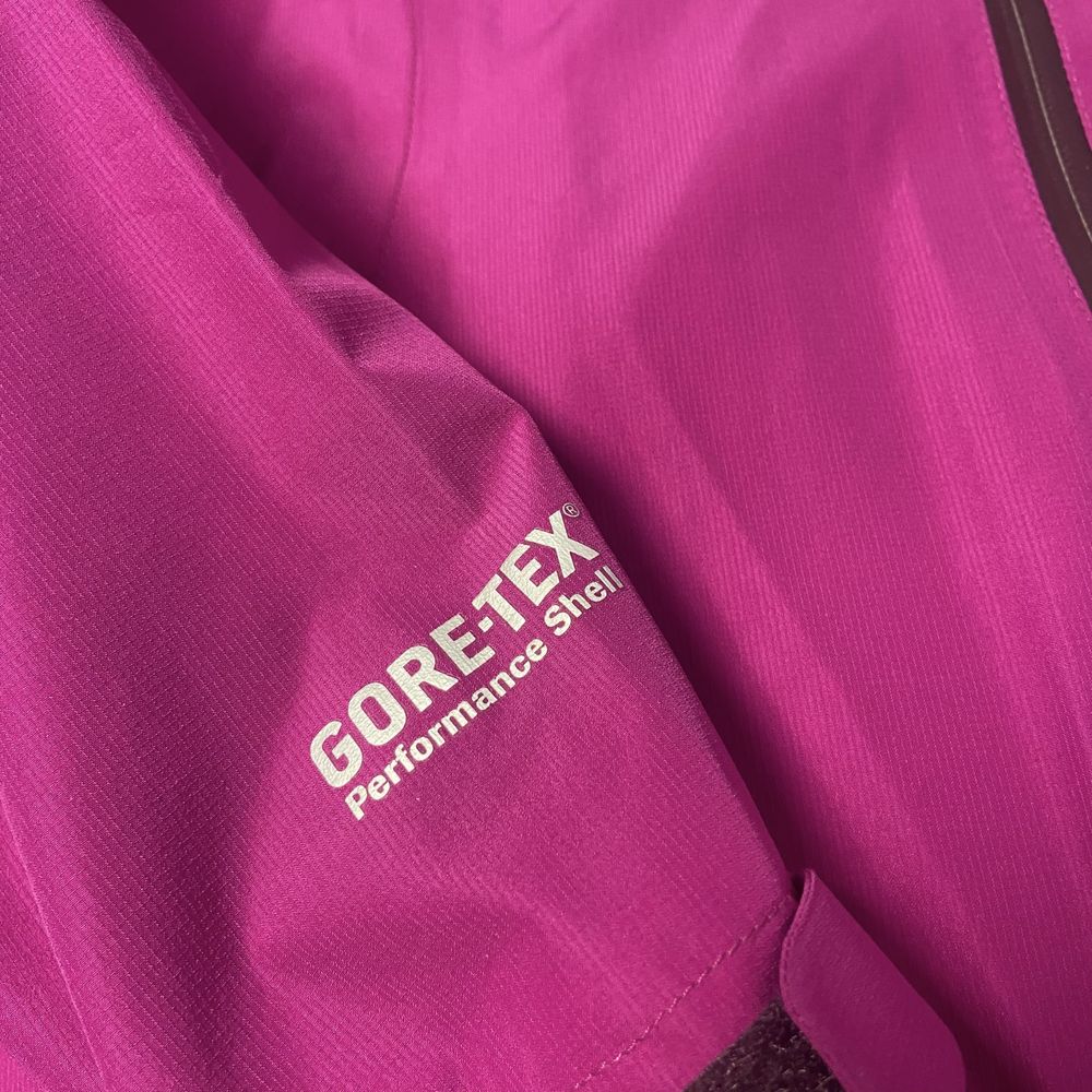 Куртка вітровка дощовик berghaus gore-tex мембрана