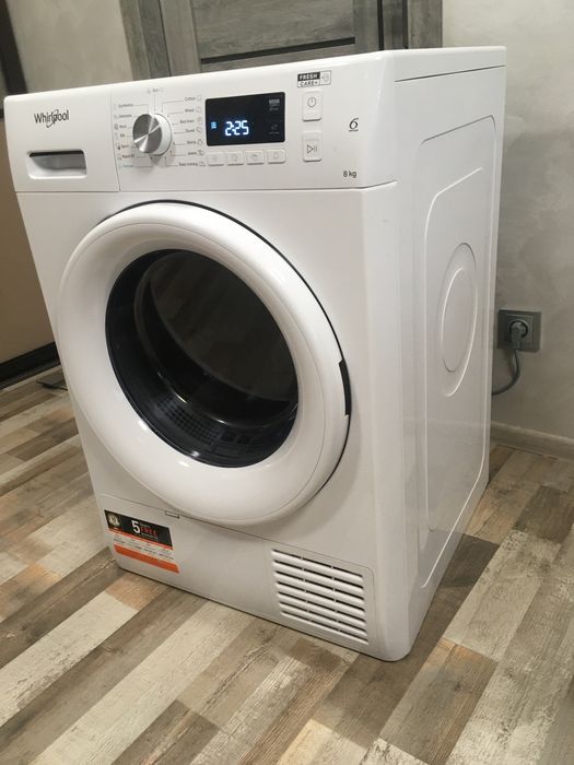 Whirlpool  FFT CM11 8XB сушильна машина 8кг