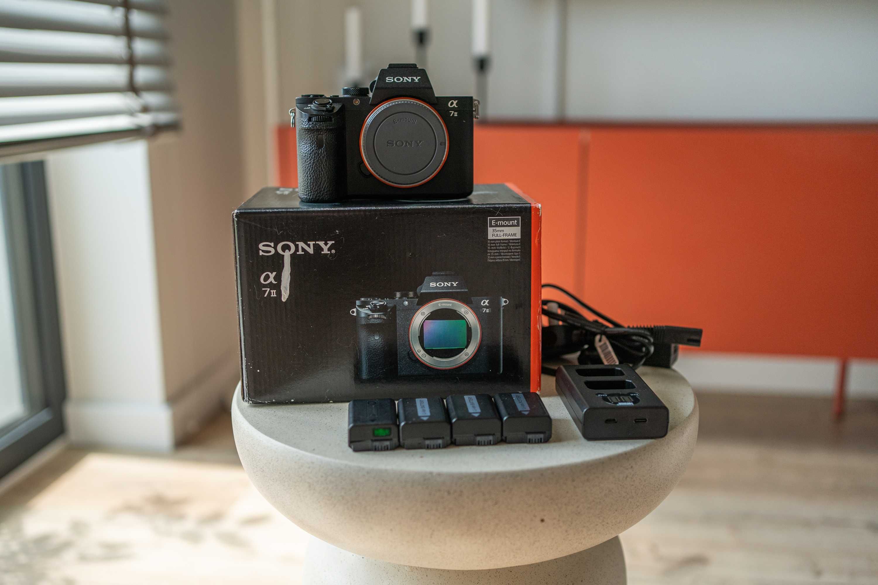 Body Sony A7II bezlusterkowiec FE pełna klatka - 5 baterii- cały zesta