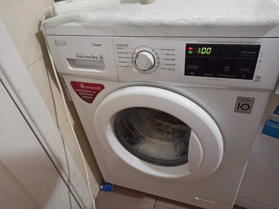 Пральна машина LG F4J3TS0W