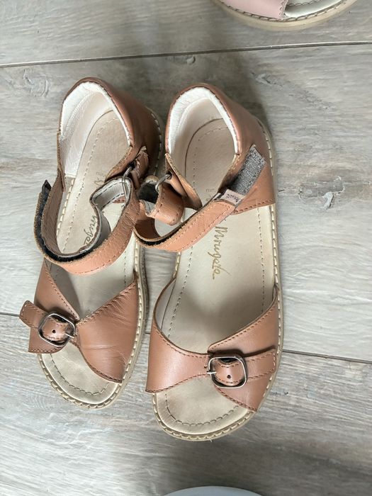 Sandaly Mrugała skora naturalna