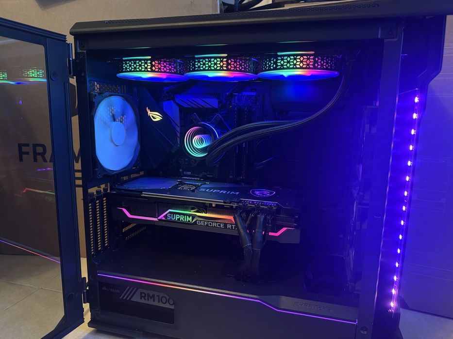 Torre Gaming - Ryzen9 3900X,3090,32GB RAM,1TB NVMe,Corsair RM1000x