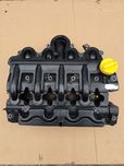 Кришка клапанів Renault Trafic opel Vivaro master 2. 2.2 2.5 DCI