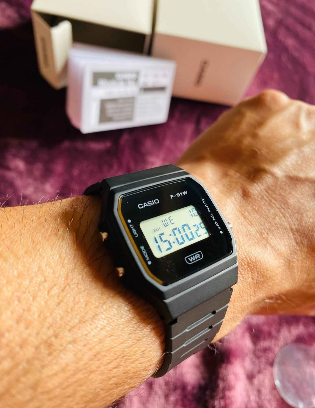 Casio F-91WB-1AEF