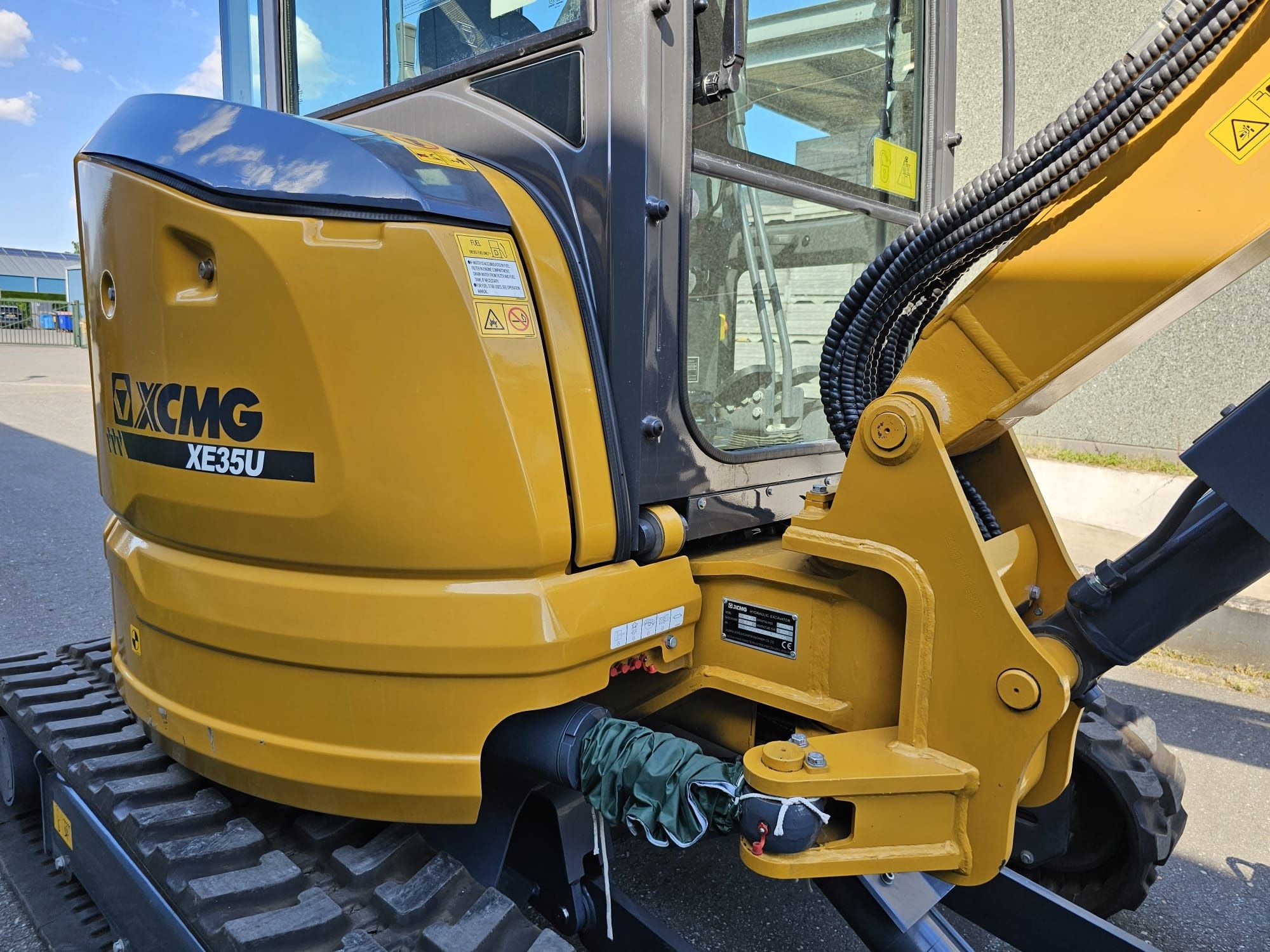 Mini giratória escavadora XCMG 4100kg Ano 2025
