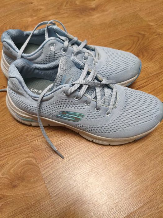 Buty sportowe 38 rozmiar