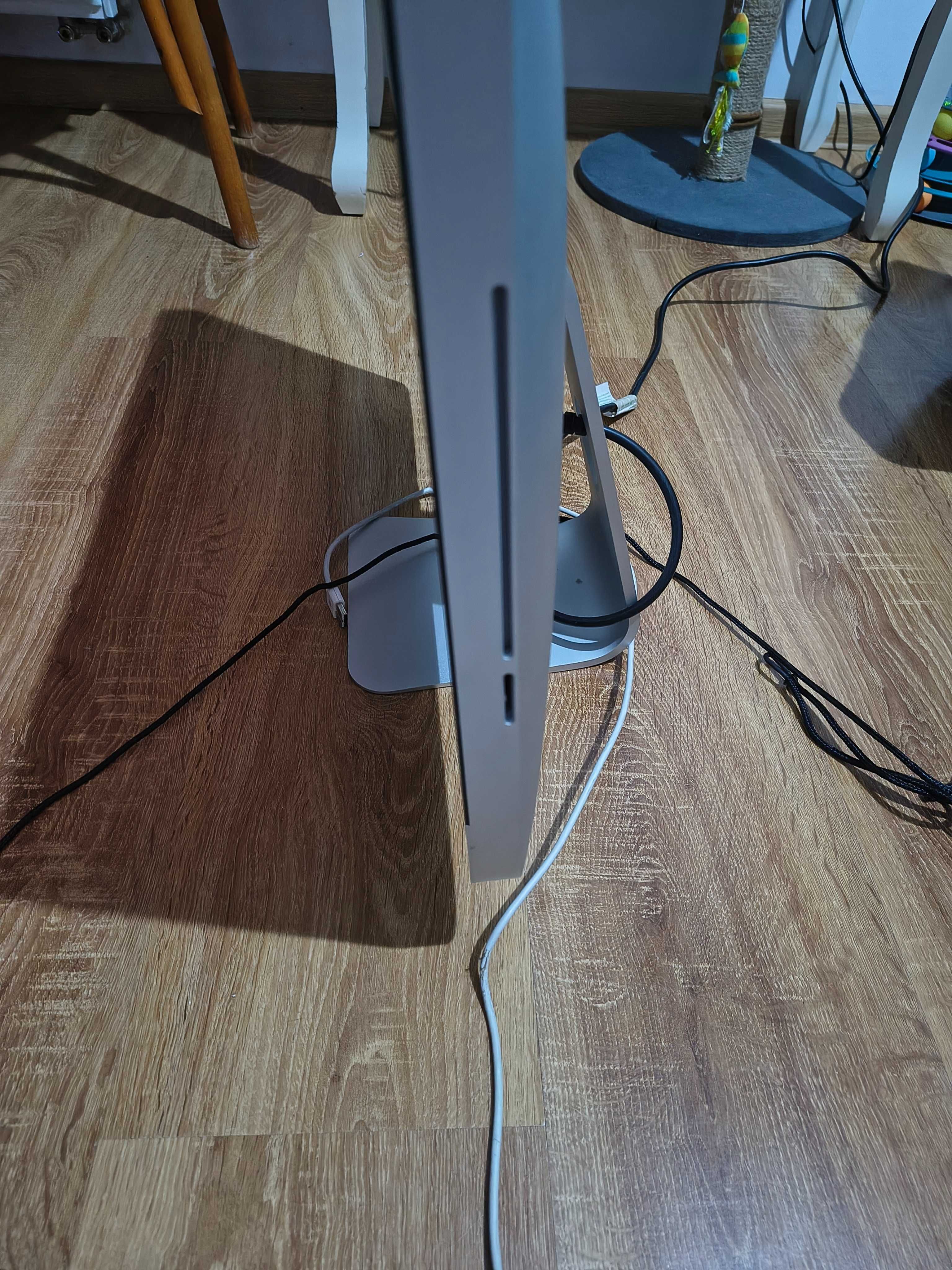 Apple iMac, i5, 16GB DDR, 128GB SSD, MacOs Ventura