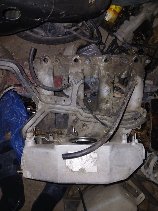 Продам запчастини на Mercedes-Benz W202 C180