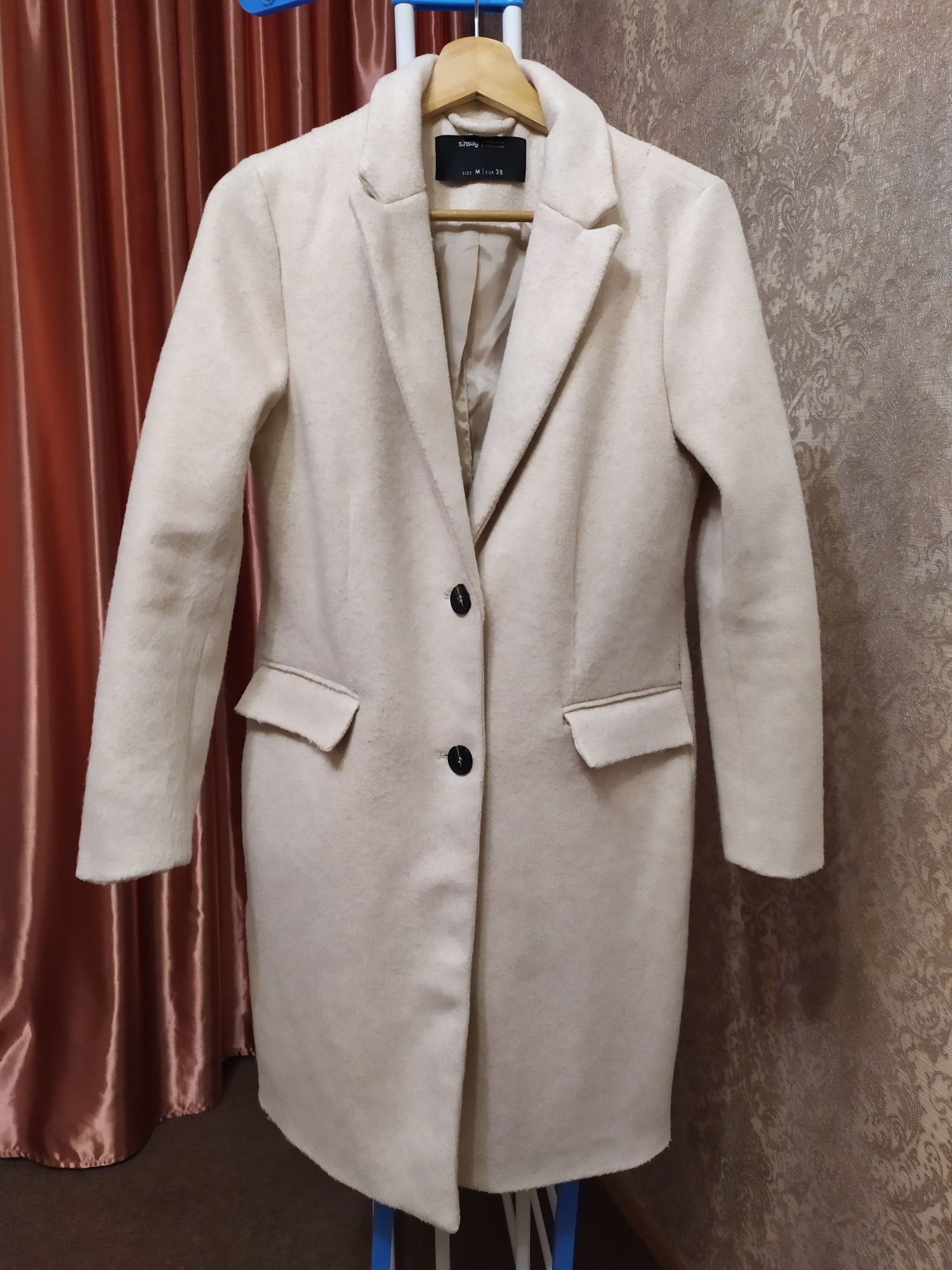 Пальто женское демисезонное М, жіноче пальто