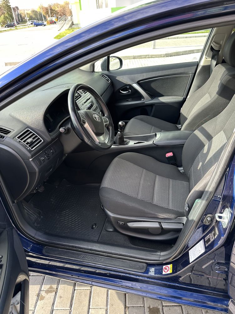 Авто, автомобіль Toyota avensis 2014 р