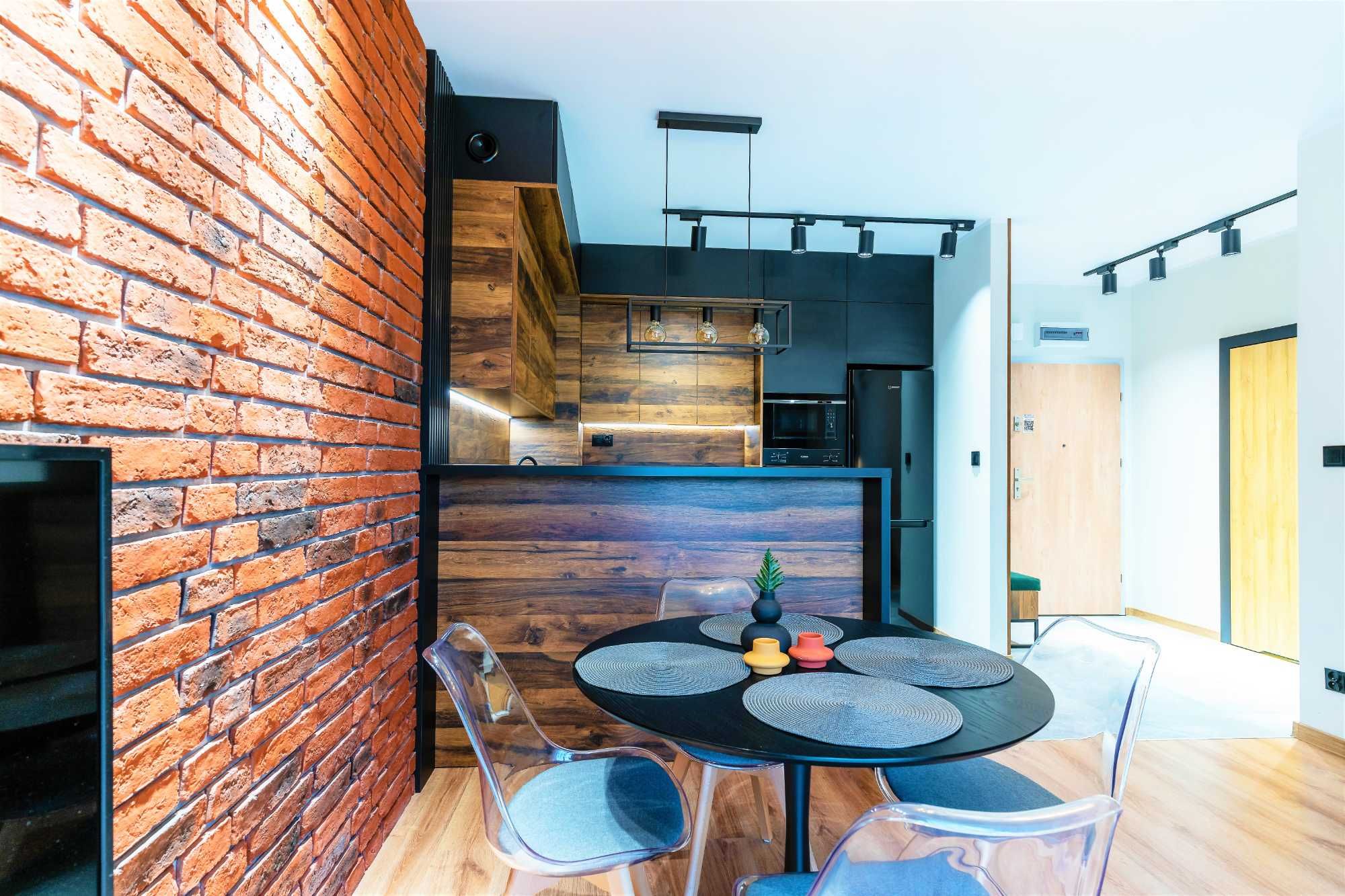 LOFT APART - nad wodą, Iława, parking, TV55'+Netflix, nocleg, fvat,