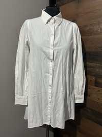 Klasyczna biala koszula z dluzszym tylem, rozmiar 3