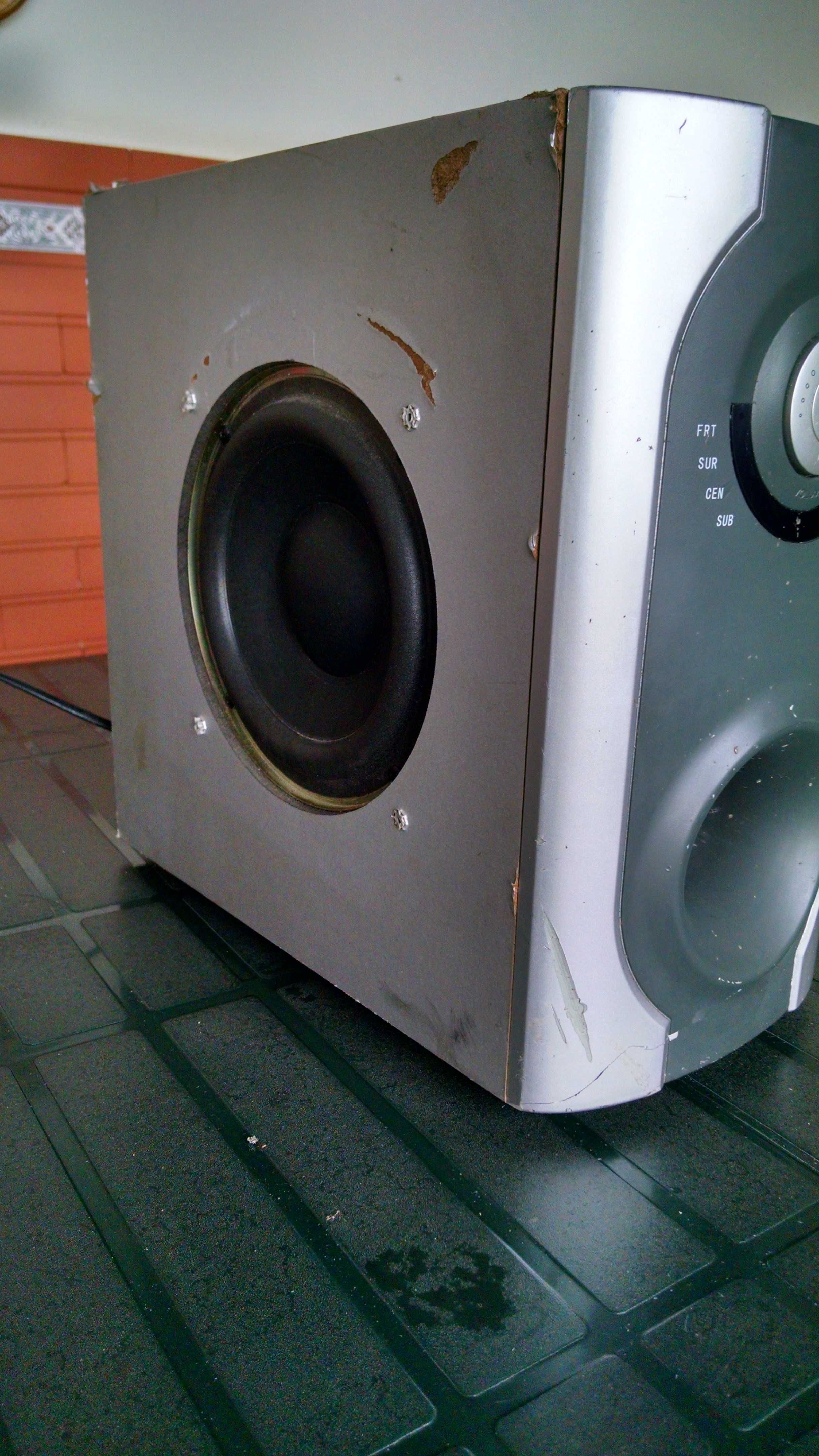 Subwoofer Airis  mod L168