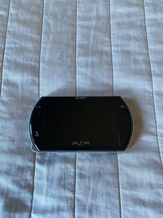 PSP GO piano black (PSP-N1004 PB)