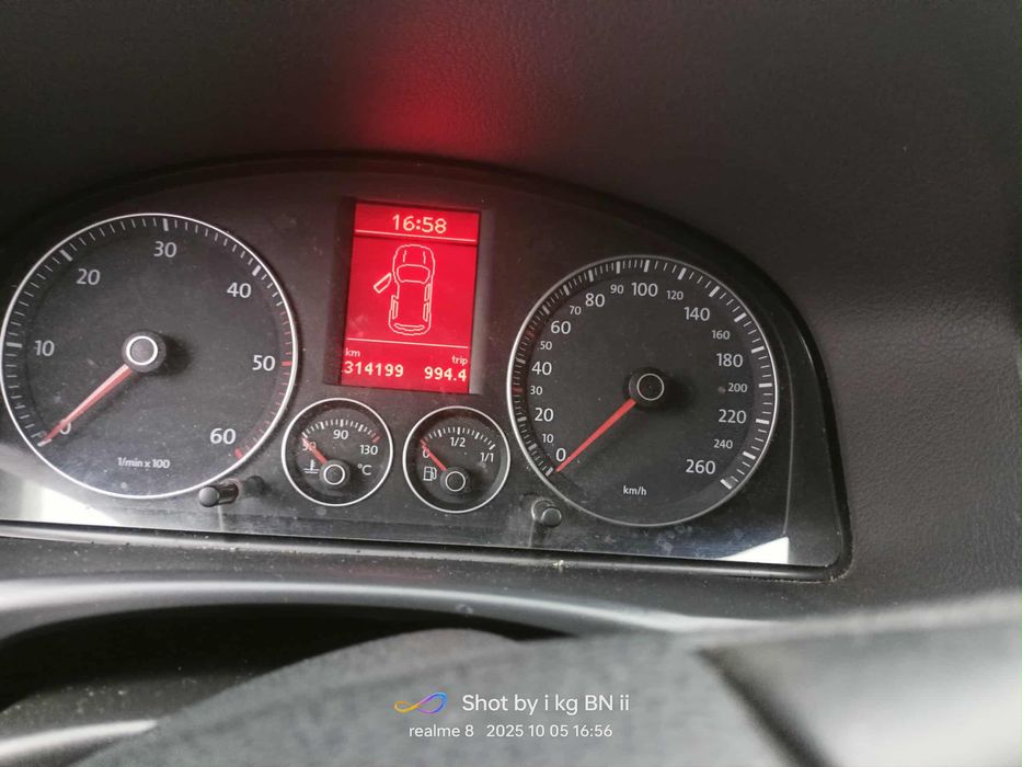 Volkswagen Touran 1.9 TDI 105 KM – 2007 r.