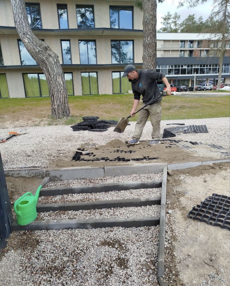 Kostka brukowa-Układanie kostki-Hds-koparka