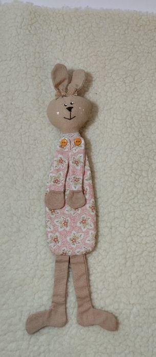 Bonecas de pano feitas a mão.