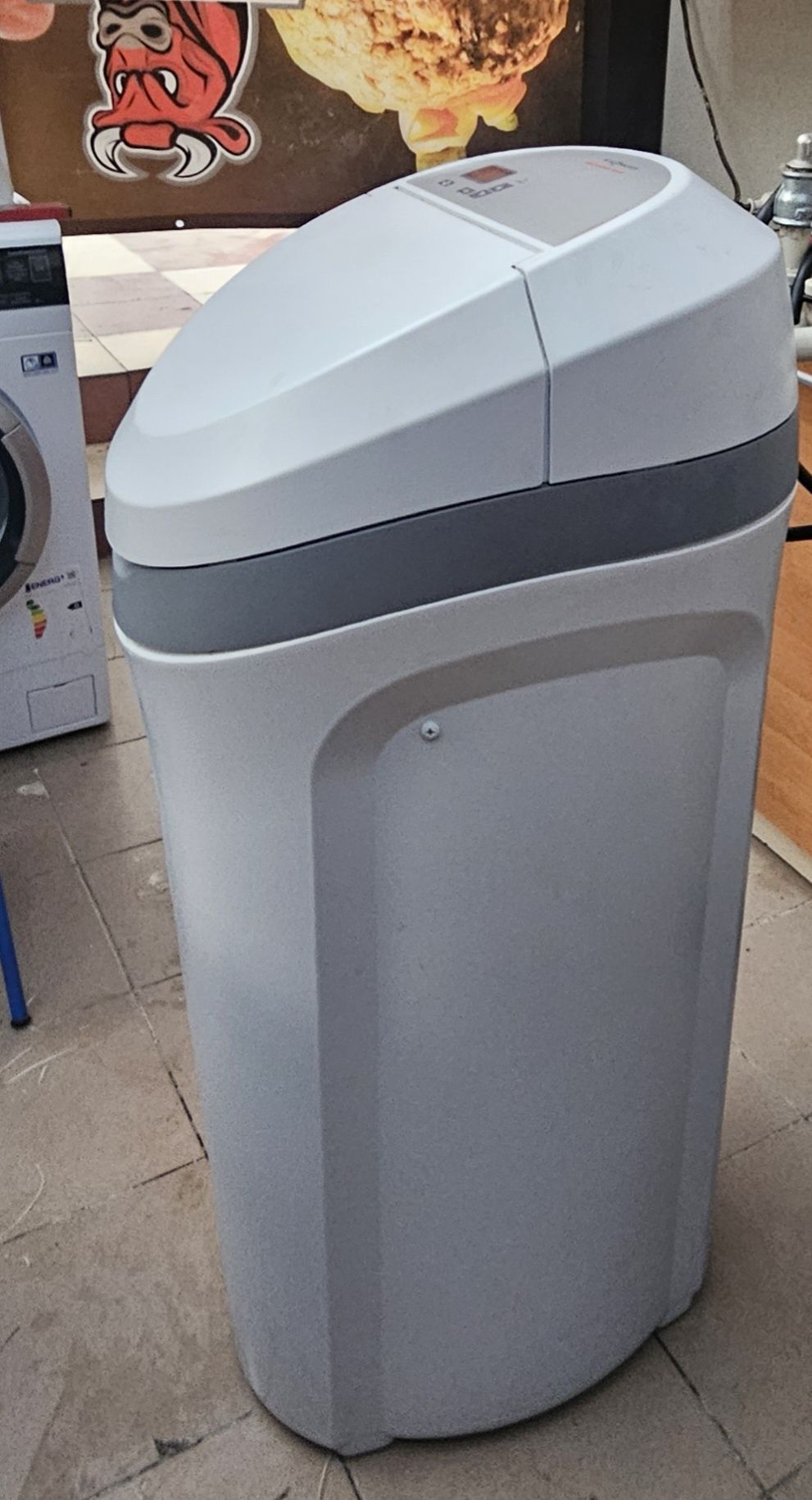 Viessmann  model Aqahome 20-N stacja uzdatniania wody