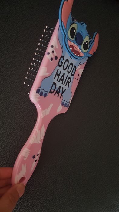 Escova de cabelo Stitch