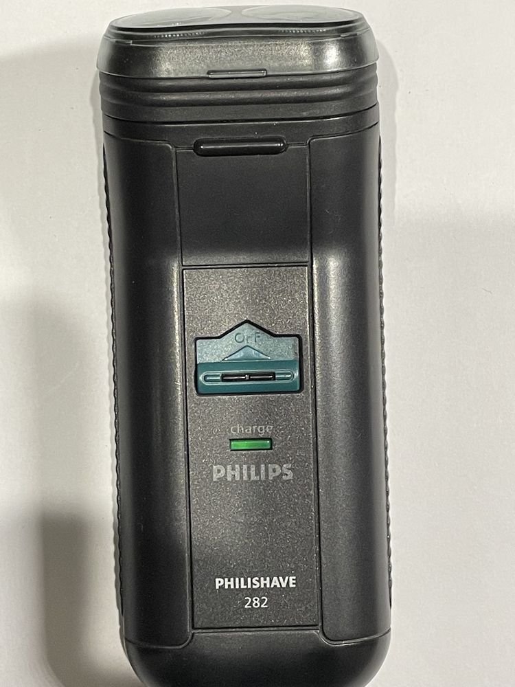 Продам бритву Philips