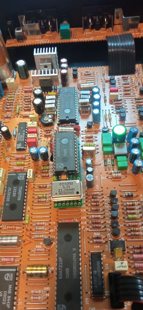 Reclock NOS z precyzyjnym generatorem 11,2896 MHz do CD