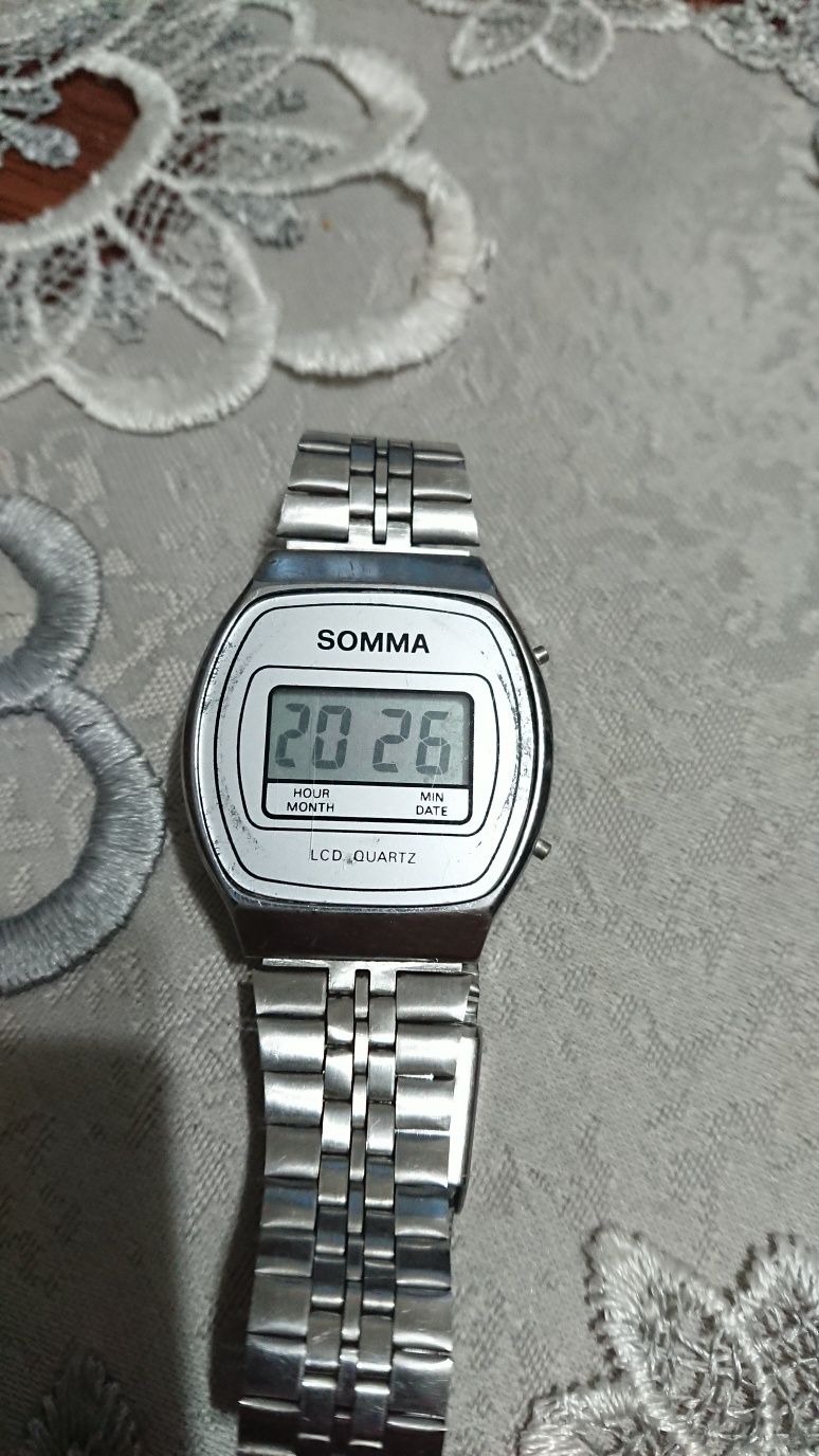 Zegarek lcd somma vintage