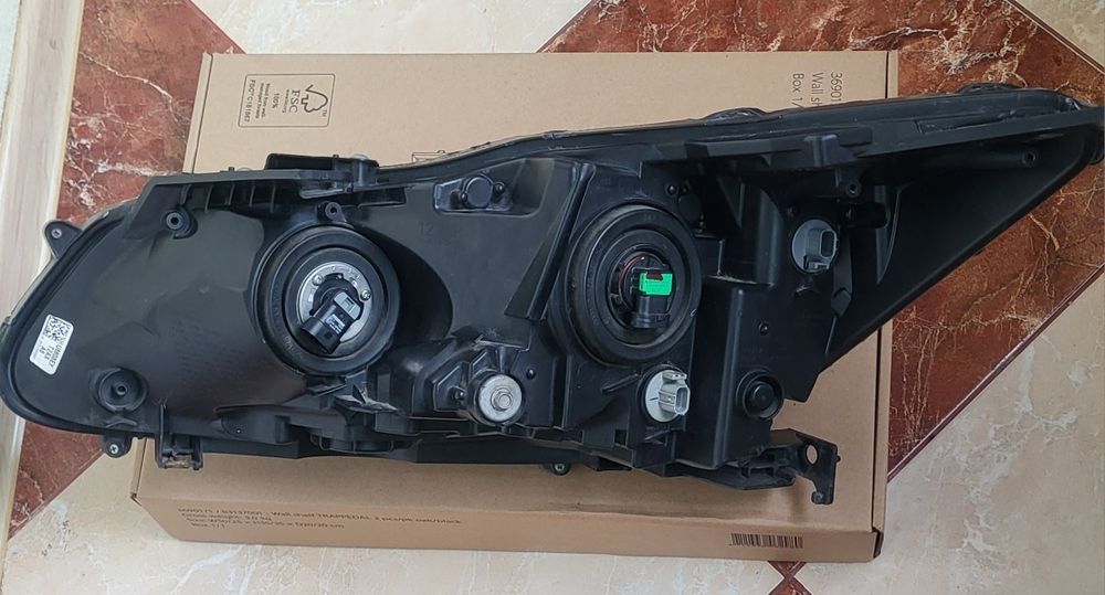 Фара Хонда Аккорд 9 2016 USA.