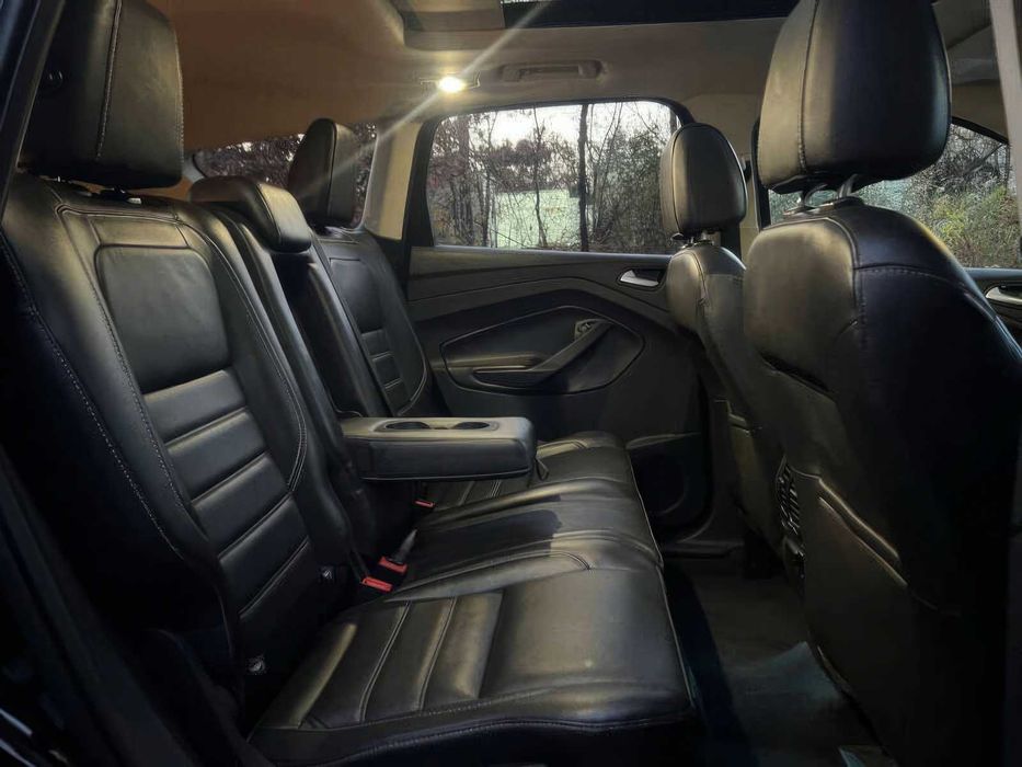 Ford Escape Titanium      2017