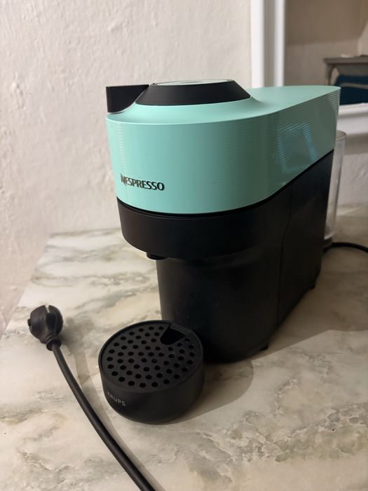 Máquina de Café Nespresso Vertuo Pop Menta
