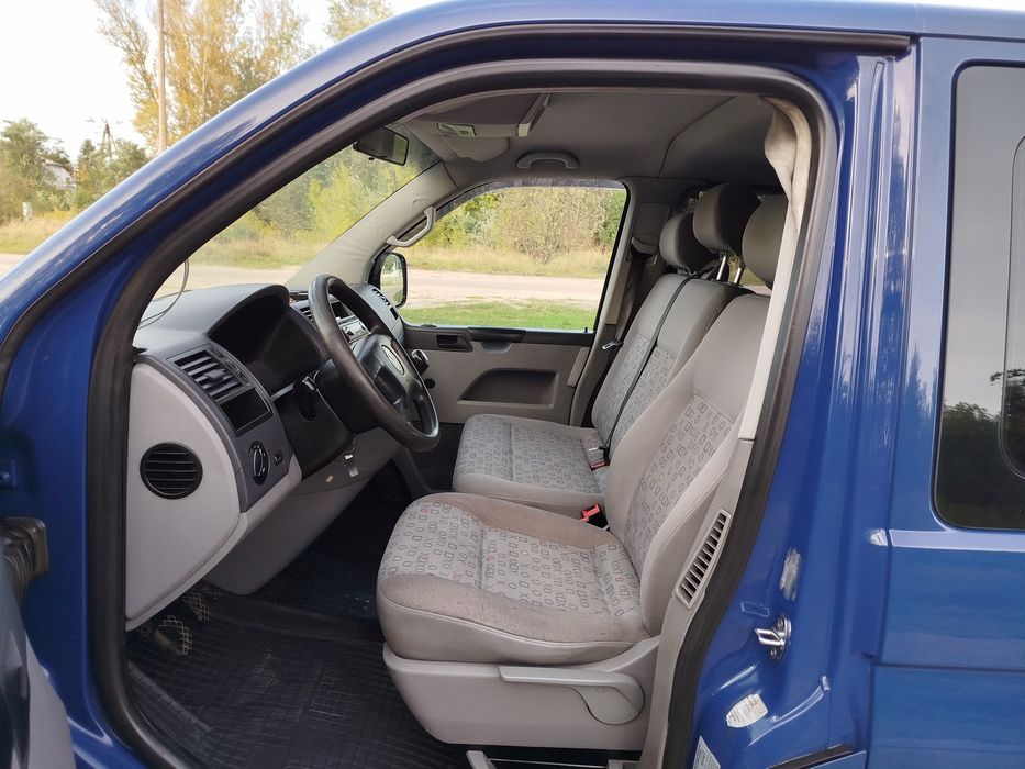 Transporter*T5*1.9TDI*9 osób*HAK*Salon Pl*Iwł*Niski Przebieg* Polecam