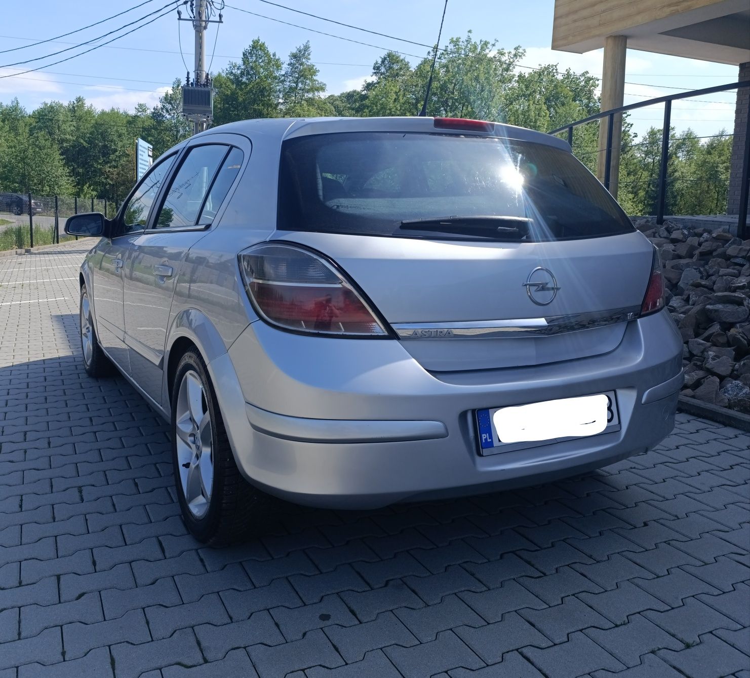 Opel Astra H 1.6 bezyna klima 115km niski przebieg  190tys