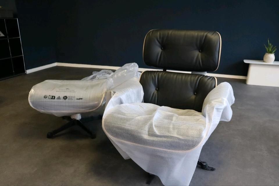 Poltrona Vitra Lounge Eames completamente nova! Poltrona e apoio para