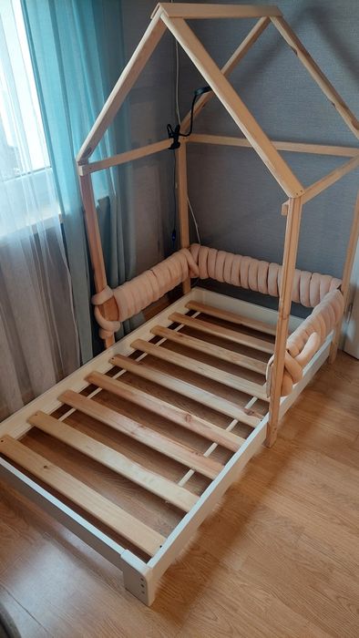 Łóżeczko 140x80 domek