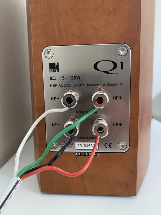 Акустичні системи KEF Q1 + PSW2500