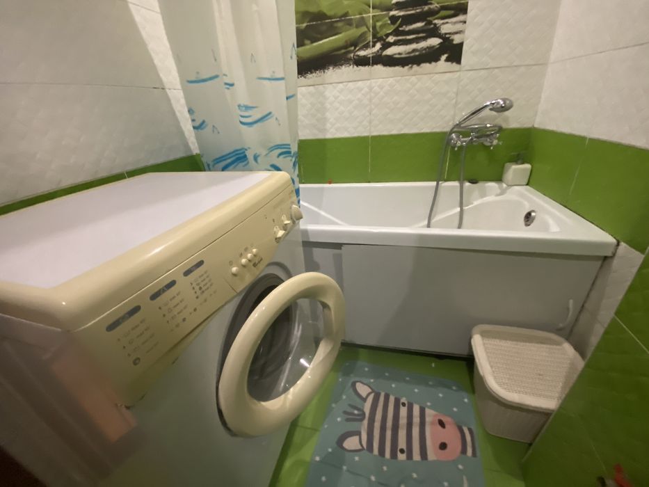 Оренда 2к. квартири по вул. Парамонова.