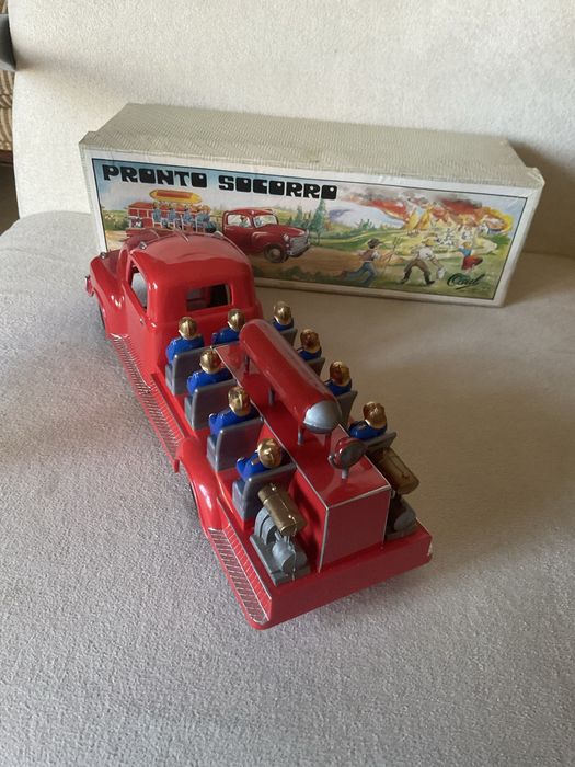 Brinquedo osul vintage