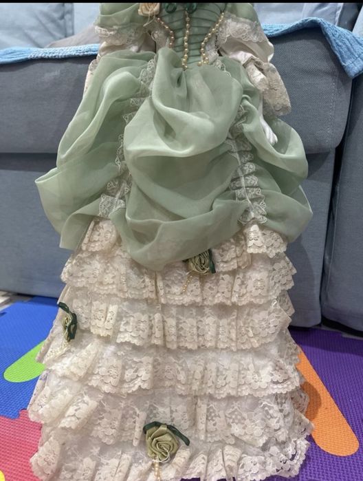 Boneca de porcelana