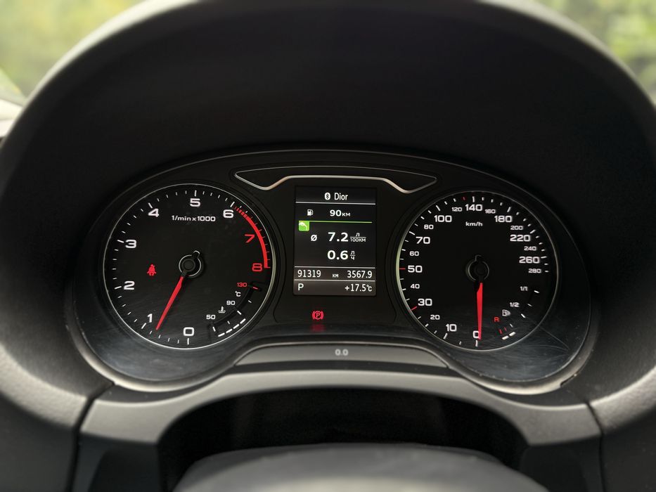 Продам авто ауді А3 2014 року 1.4 бензинвся тел-+380666771035
