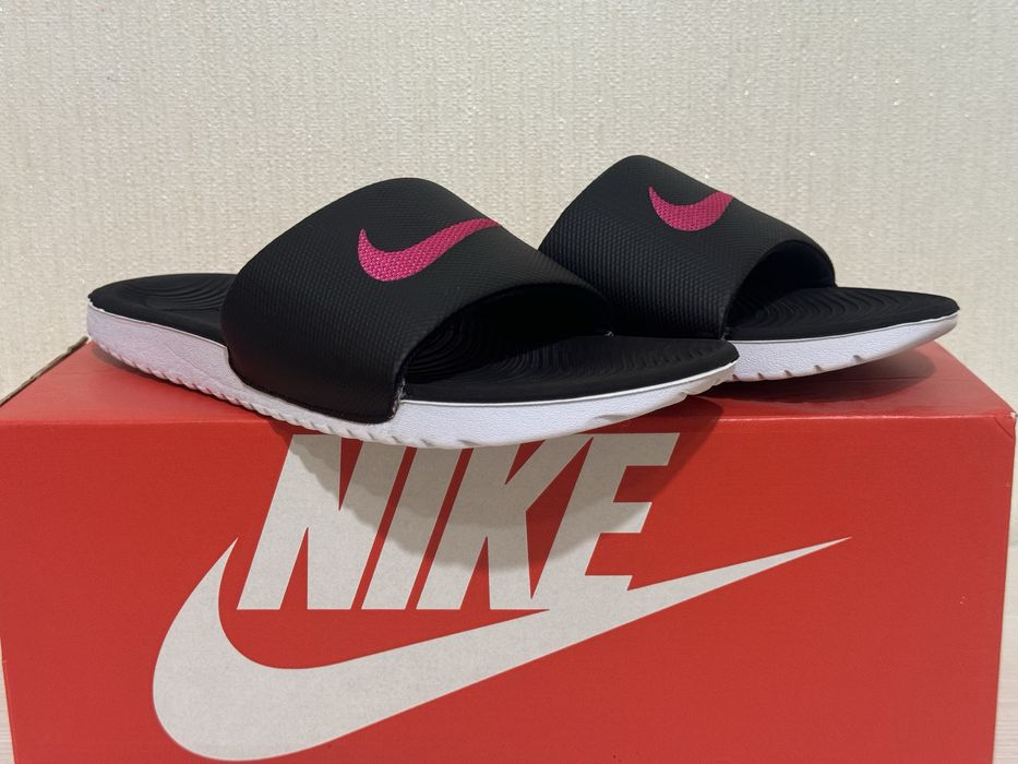 Шльопанці Nike, жіночі, 37-38 р., 25 см