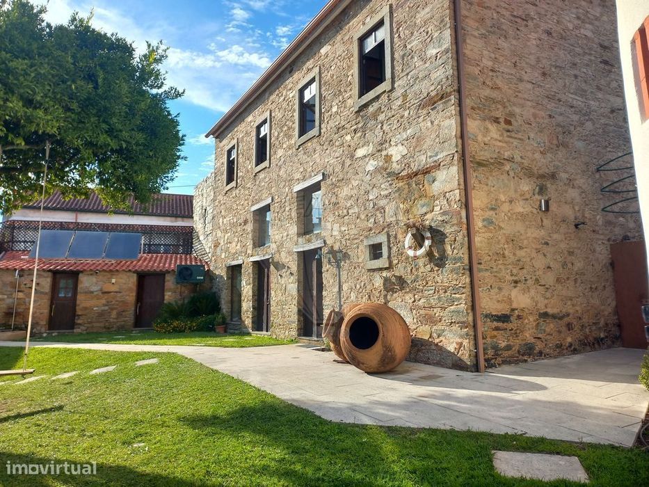 Moradia T7 para venda